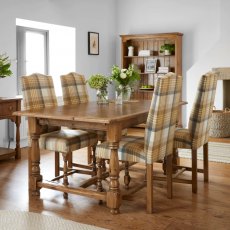 Royal Oak Furniture Clifford Dining Table