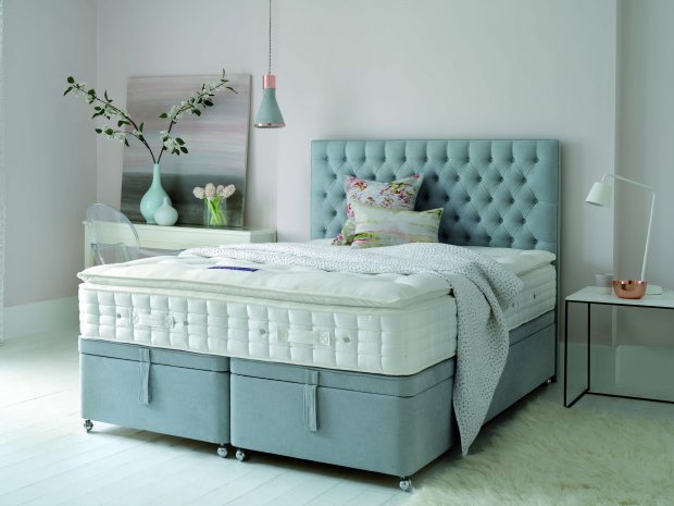 Hypnos king size bed for the price of a double bed 