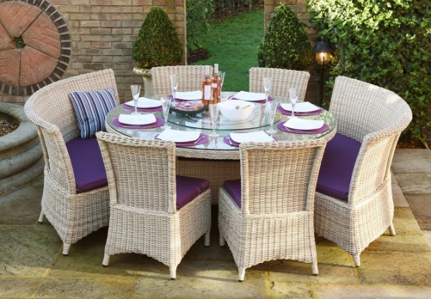 Garden and Conservatory Furniture, leading brands available