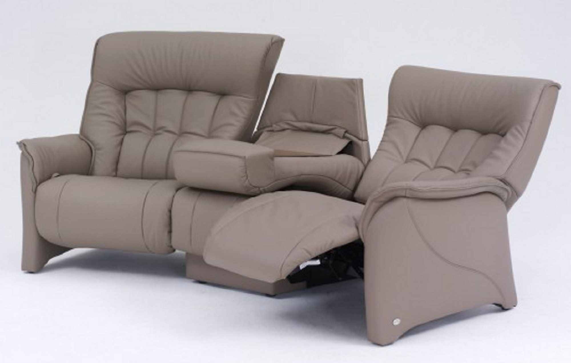 Himolla Rhine 4350 Curved 3 Seater Manual Recliner With Cumuly Function ...