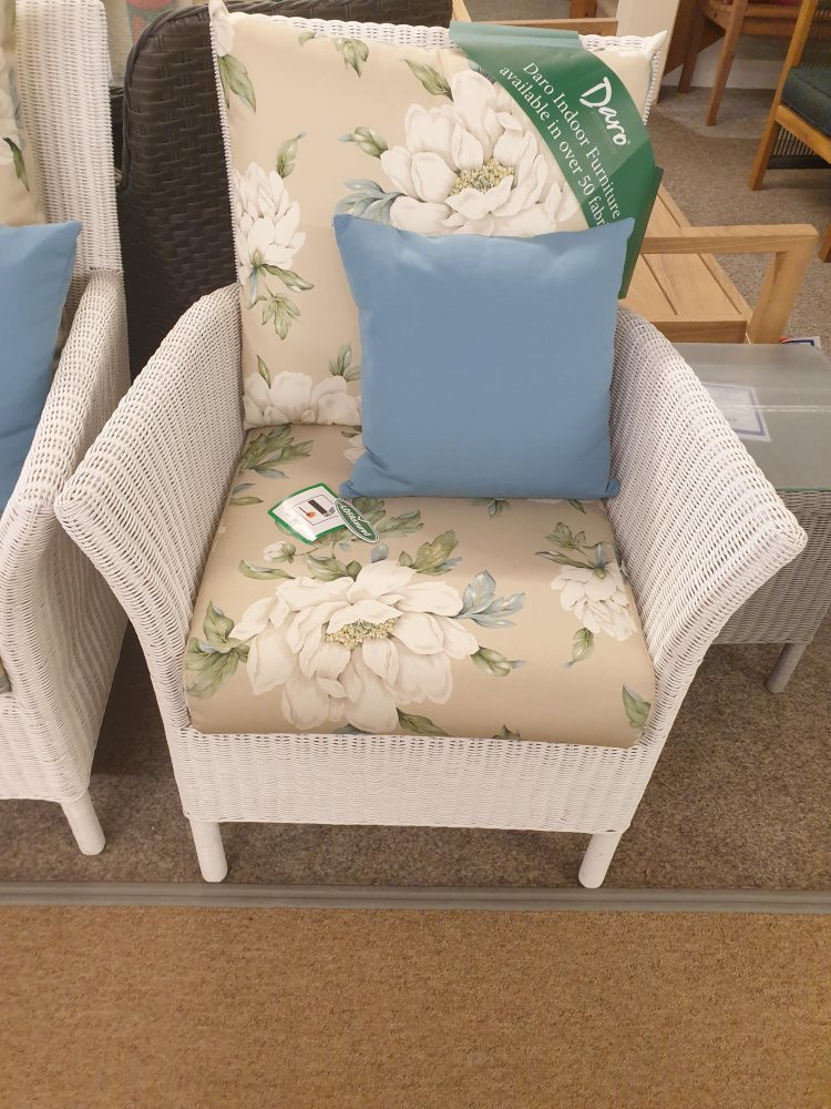 Daro Laura Ashley Wilton Sofa & 2 Chairs Clearance Sofas & Chairs