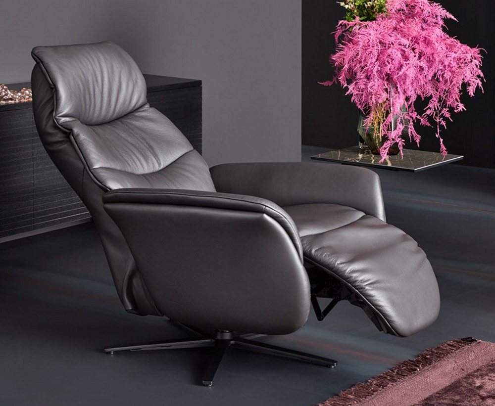 Himolla Azure 3 Motor Lift & Rise Recliner (8951) Vat Zero Rated