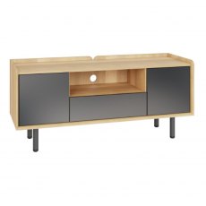 Bell & Stocchero Balto TV Unit