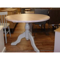 Sylvawood Avebury 42" Round Pedestal Table