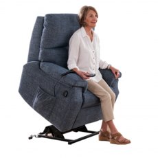 Celebrity Newstead Cloud Zero Rise & Recliner With Headrest