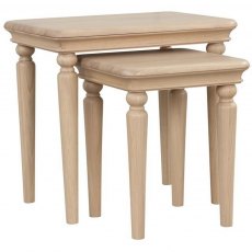 Devonshire Lydford Oak Nest Of Two Tables