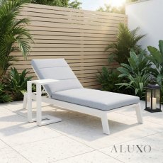 Hafren Outdoor Dasia Luxury Outdoor Sun Lounger With Table Hafren Outdoor Dasia Luxury Outdoor Sun Lounger With Table