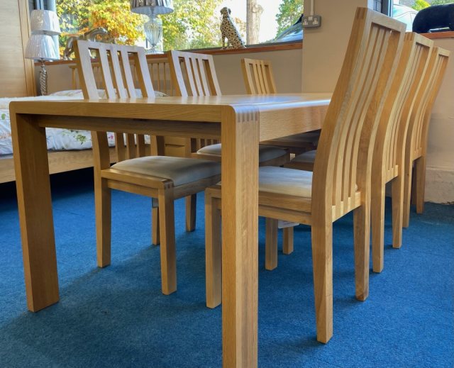 Ercol Bosco Extending Dining Table & Six Chairs