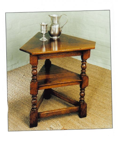 Tudor Oak Tudor Oak Cricket Table