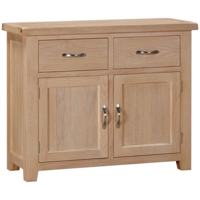 Devonshire Living Devonshire Wiltshire Oak 2 Doors 2 Drawers Sideboard