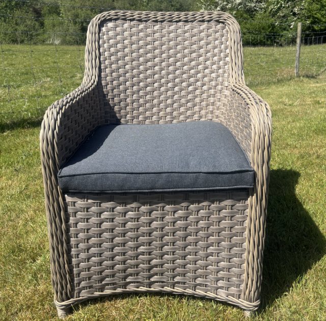 Alexander Rose Alexander Rose Bespoke Grand Armchair
