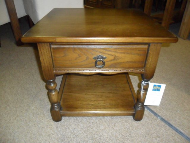 Andrena Traditional Lamp Table and Drawer