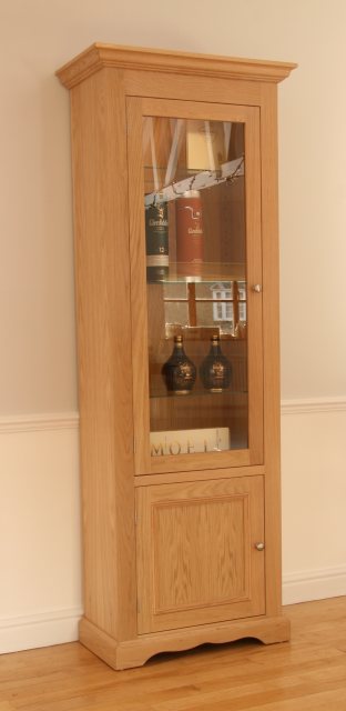 Andrena Andrena Pelham 27" Narrow Glazed Bookcase